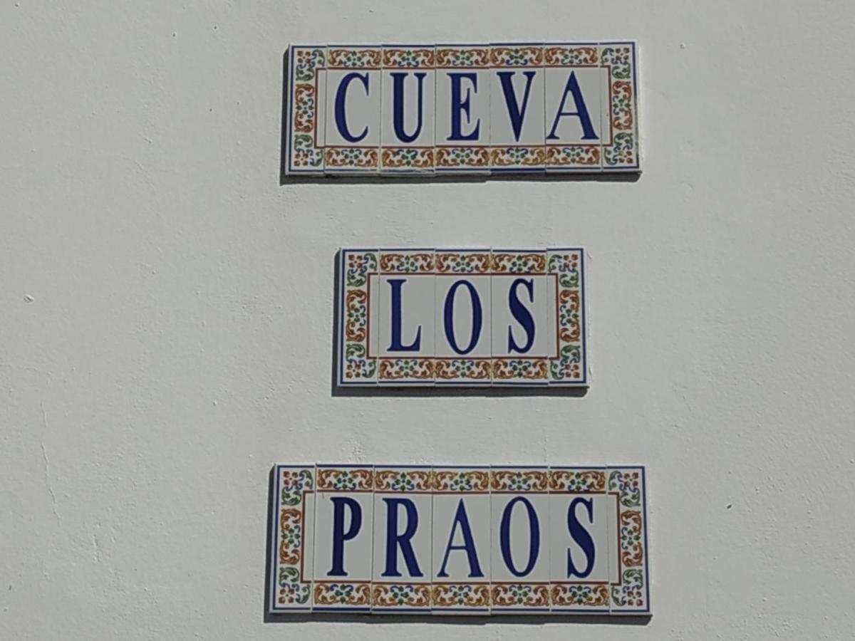 Cueva Los Prados Graena Ngoại thất bức ảnh